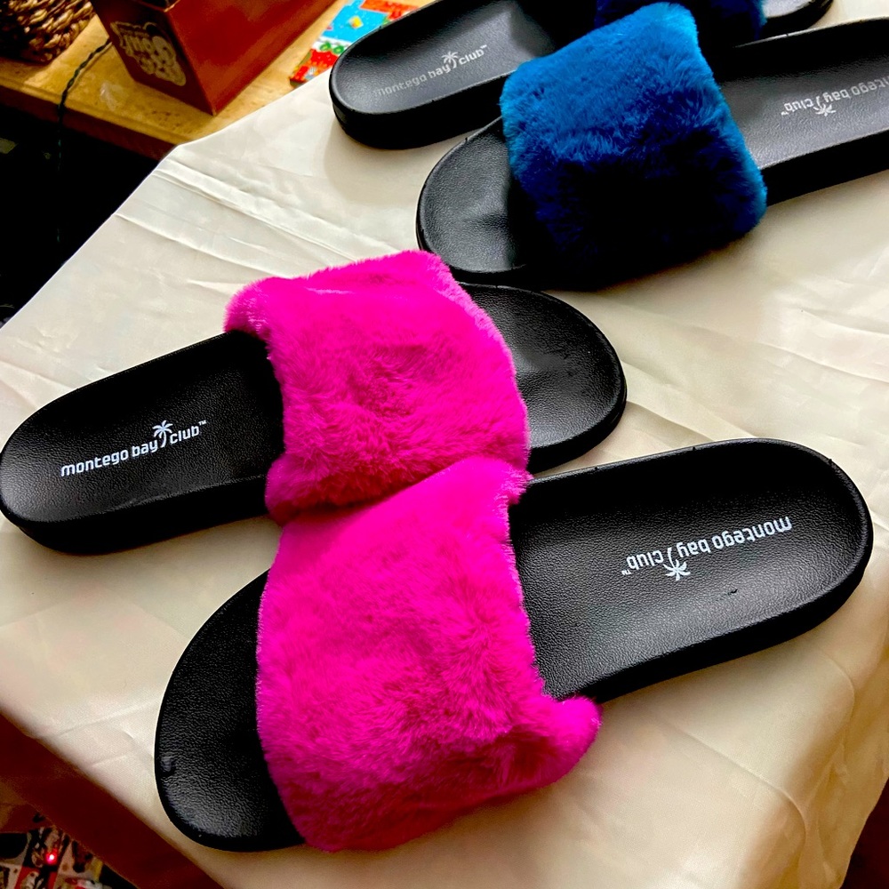 Two pair of furry slides/flip flops package in size 10 bundle price